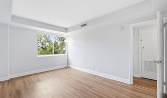 8315 N BROOK Ln 2-902, Bethesda, MD 20814