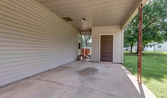 1520 S Carnation Dr, Aurora, MO 65605