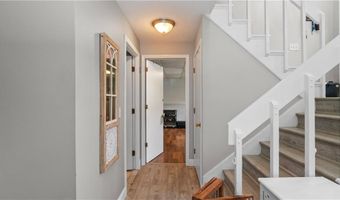14 Deer Run Dr, Coventry, RI 02816