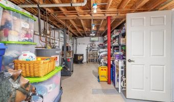 3 Travel Rd, Alloway, NJ 07461