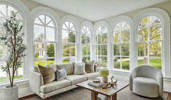 53 Jennys Ln, Barrington, RI 02806