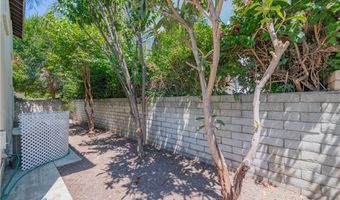 325 E Duarte Rd C, Arcadia, CA 91006