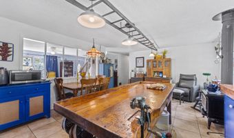 252 Meadowhill Rd, Manchester, ME 04351