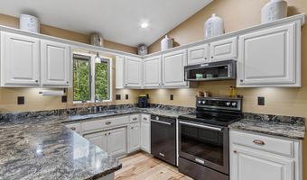 4615 WINDING CREEK Trl, Abrams, WI 54101