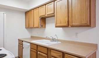 286 W Palomino Dr 79, Chandler, AZ 85225