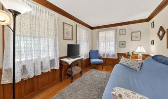 85 Cherry Hill Rd, Branford, CT 06405