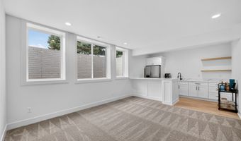 1403 19th St SE, Altoona, IA 50009
