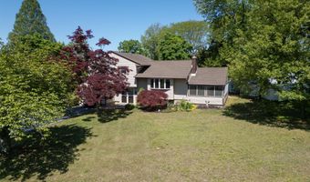 540 Sherman Ave, Belford, NJ 07718