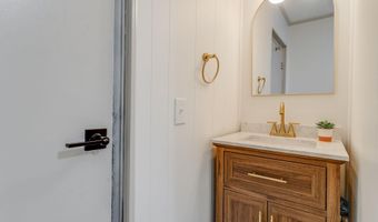 314 Kirkwood Ln, Camden, SC 29020