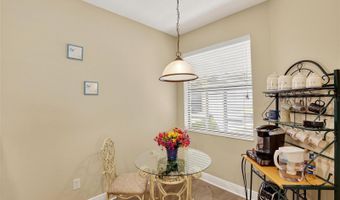 307 BLUEWATER FALLS Ct, Apollo Beach, FL 33572