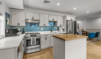 47 Harvest St 4, Boston, MA 02125