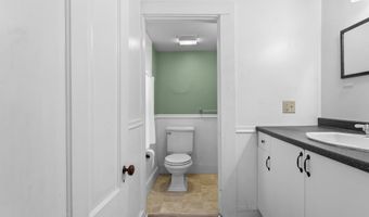 15 Grant St, Bangor, ME 04401
