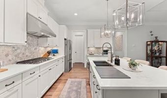 731 Creekside Bnd, Alpharetta, GA 30004