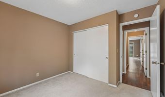 1386 Arden View Dr, Arden Hills, MN 55112