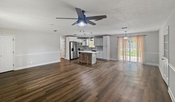 1504 Woodland Dr, Bainbridge, GA 39819