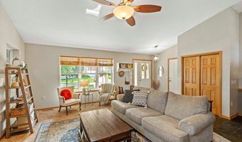 2869 Larkspur Ln, Fitchburg, WI 53711