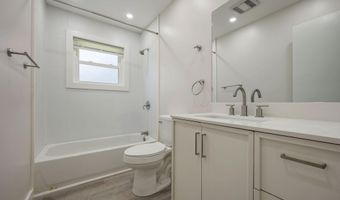 20 HICKORY Ln, Dover, DE 19904