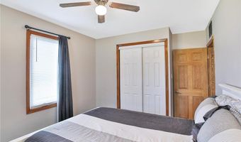 501 21st St NE, Austin, MN 55912