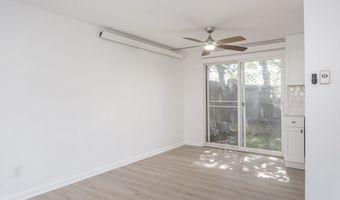 22 Frenier Ave 9, Attleboro, MA 02703