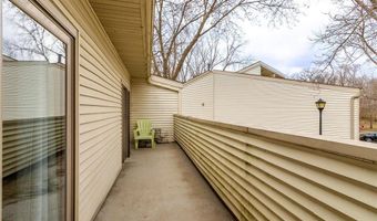 8372 Lower 138th Ct, Apple Valley, MN 55124