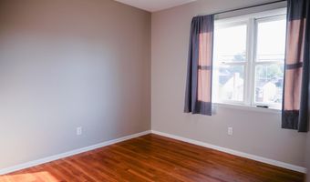 727 PEAR St, Dover, DE 19904