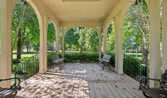 5841 Lafayette Ln, Ann Arbor, MI 48103