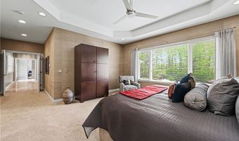 520 Bristol Dr, Aurora, OH 44202