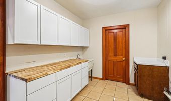 2410 State Ave, Ames, IA 50014