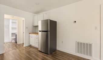 280 W Newcomen St, Alcoa, TN 37701