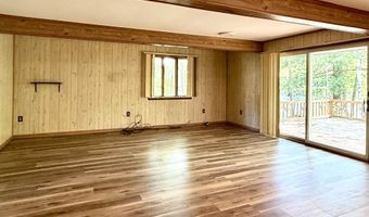 2444 Boman Rd, Alger, MI 48610