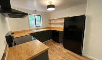 1136 Granny Squirrel Dr, Andrews, NC 28901