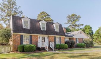 208 Edgewood Dr, Americus, GA 31709