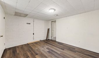 1597 Greenview Dr, Ann Arbor, MI 48103