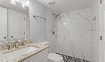 262 ORIENTA POINT St 1, Altamonte Springs, FL 32701