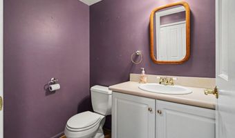 1480 Kelly Green Dr, Ann Arbor, MI 48103