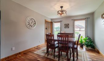 1502 Brookdale Dr, Atchison, KS 66002