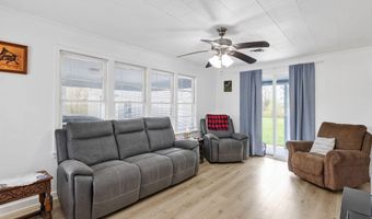 10808 Clarise Dr, Abbeville, LA 70510
