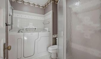 315 E College Ave, Ashburn, GA 31714