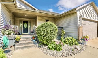 1702 Northview Ln, Aberdeen, SD 57401