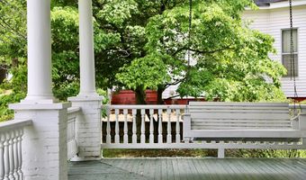 124 Eureka St, Batesville, MS 38606