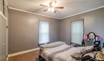 212 N 9th St, Atchison, KS 66002