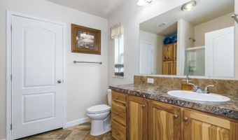490 Snowflake St, American Falls, ID 83211