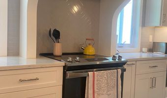 101 Cow Hill Rd, Clinton, CT 06413