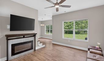 2707 Bobcat Dr, Ames, IA 50014
