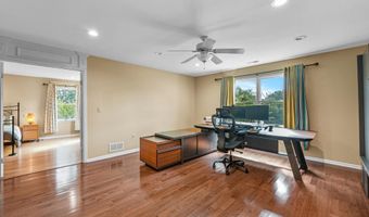 301 BERKLEY Ave, Belle Mead, NJ 08502