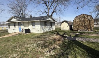 102 W Main Ave, Ava, MO 65608