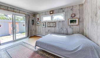 320 Shore Rd, Amagansett, NY 11930