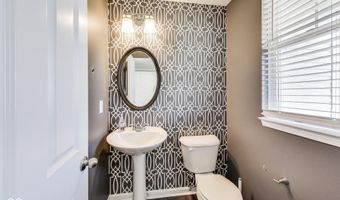 10407 Deercrest Ln, Indianapolis, IN 46239