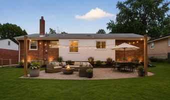 8419 Craighill Dr, Affton, MO 63123