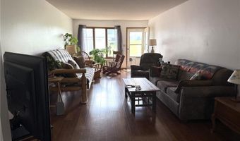 1432 Regency Ln, Albert Lea, MN 56007